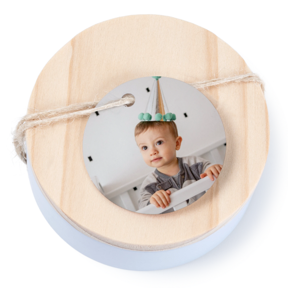 Tin box wooden lid round label - set of 12 Tin box wooden lid round label - set of 12