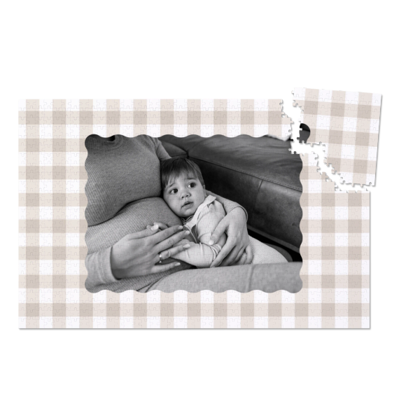 Scalloped Gingham Frame Scalloped Gingham Frame