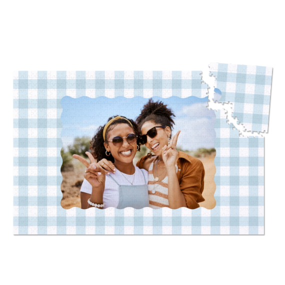 Scalloped Gingham Frame Scalloped Gingham Frame