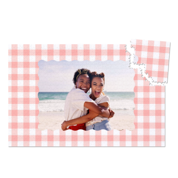 Scalloped Gingham Frame Scalloped Gingham Frame