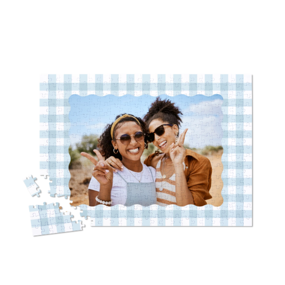 Scalloped Gingham Frame Scalloped Gingham Frame