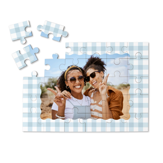 Scalloped Gingham Frame Scalloped Gingham Frame