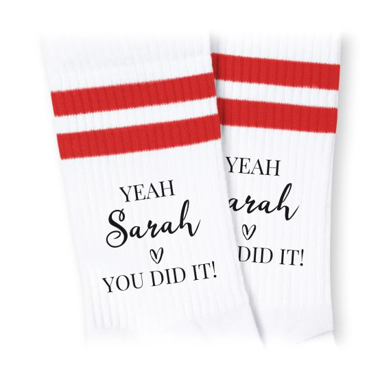 Chaussettes lignes rouges Chaussettes lignes rouges